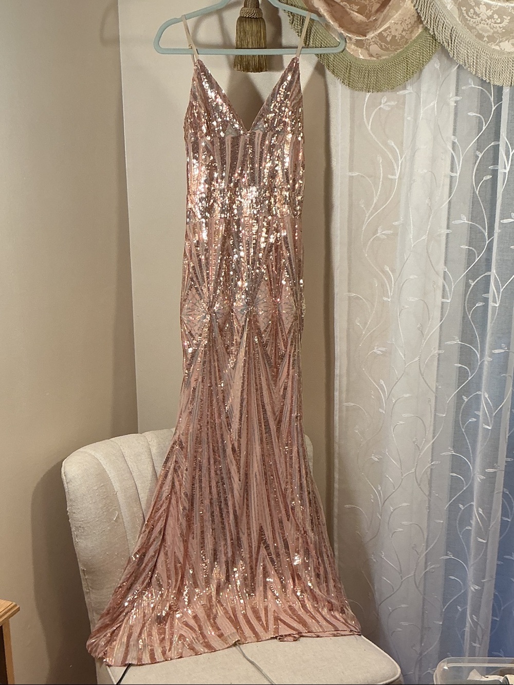 NWT Fashion Nova Rose Gold Peachy Pink Champagne Sequin Maxi Dress Sz L